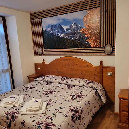 Albergo Meuble Tarandan فورني دي سوبرا المظهر الخارجي الصورة