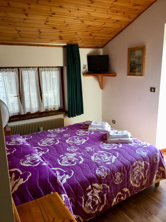 Albergo Meuble Tarandan فورني دي سوبرا المظهر الخارجي الصورة